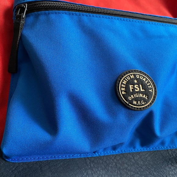 FOSSIL Backpack with laptop sleeve Red and Blue Like New - Picture 3 of 6